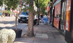ESKİ ekiplerinden 2 Eylül Caddesi'nde altyapı çalışması