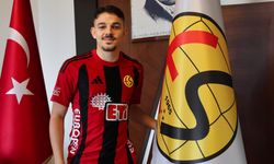 Eskişehirspor'dan iki futbolcuyla yeni sözleşme!