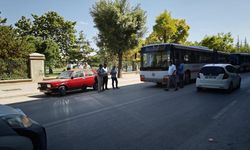 Belediye otobüsü 7 yaşındaki çocuğa çarptı: Vatandaşlar seferber oldu