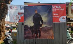 Şehit Ömer Halisdemir posteri dikkat çekti