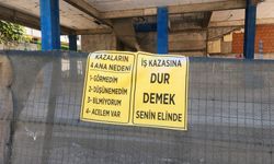 Eskişehir'de inşaat alanındaki uyarı tabelası dikkat çekti