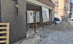 Eskişehir’de çocukların oynadığı sokakta elektrik tehlikesi