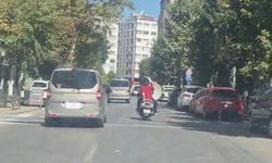 Eskişehir trafiğinde tehlikeli yolculuk!