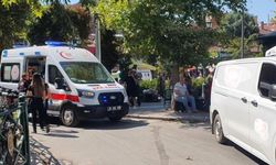 Eskişehir’de tepki çeken park! Ambulansın geçişine engel oldu