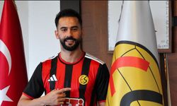 Eskişehirspor'da yeni imza: Genç hücum oyuncusu kadroda!