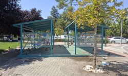 Eskişehir'de bisiklet parkında kirlilik