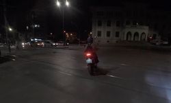Eskişehir’de ters yöne giren motosikletlinin arkadaşı kahkahaya boğuldu