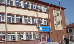 Eskişehir'deki makaslı tehdit iddiasına okul yönetiminden açıklama!
