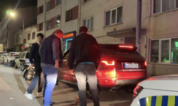 Eskişehir’de park halindeki araca çarptı, alkol testi şaşırttı