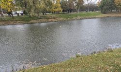 Meteoroloji uyarmıştı: Sağanak yağış sokakları boş bıraktı!