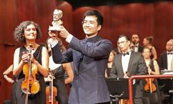Eskişehir’de günler öncesinden tükenen konserden uzun süre alkış