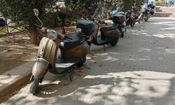 Eskişehir'de yürüyüş yolu motosiklet parkına döndü