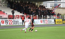 Eskişehirspor deplasmanda fırtına gibi başladı:  İlk yarıda 2-0’lık üstünlük!