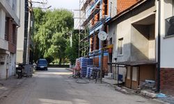 Eskişehir’de inşaat tehlikesi! Yayalar risk altında