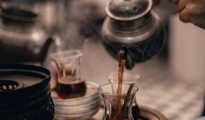 Çay fiyatlarına zam: Yeni fiyat 15 TL!