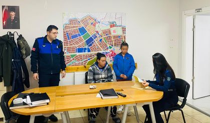 Eskişehir'de çocuğunu dilendiren kadın suçüstü yakalandı!