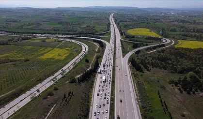Türkiye'nin dört bir yanında ulaşım dev yatırımlarla güçlendi