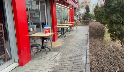 Eskişehir’de lokantada bıçaklı kavga!