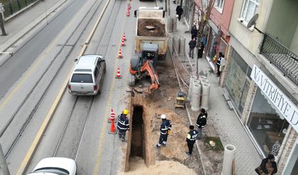 ESKİ, mahallelerde kesintisiz altyapı çalışmalarını sürdürüyor