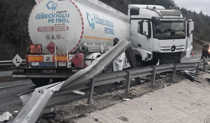 Eskişehir yolunda faciadan dönüldü: Tanker karşı şeride geçti!