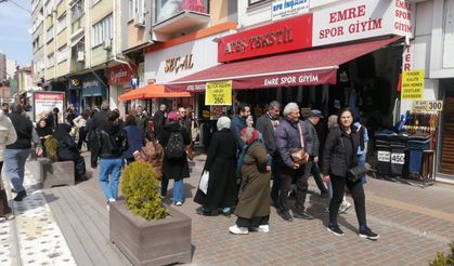Eskişehir'de bayram öncesi çarşıda hareketlilik başladı!