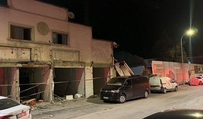 Eskişehir'de gürültüyle çöktü, facia kıl payı atlatıldı!