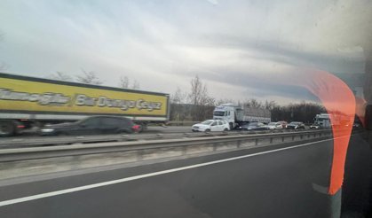 Eskişehir-Bozüyük yolunu kullanacaklar dikkat: Araç kuyruğunun sonu gözükmedi!