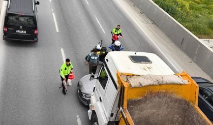 Çevreyolunda korkutan kaza: Trafik kilitlendi!