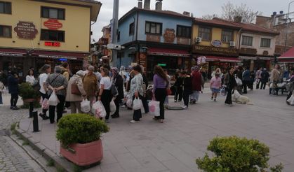 Resmi tatilde Eskişehir'de adım atacak yer kalmadı!