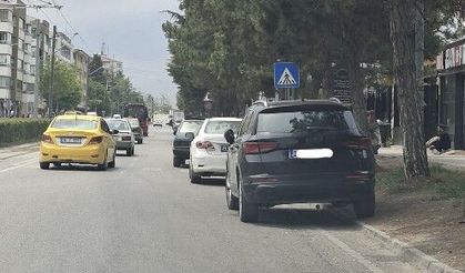 Eskişehir'de park yeri arayan sürücülerin tercihi şaşırtmadı!
