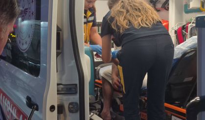 Eskişehir'de bıçaklı kavga sonrası ambulansa elinde sigarayla geldi!