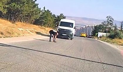 Eskişehir'de ezilmek üzereydi! Duyarlı sürücü zamana karşı yarıştı!