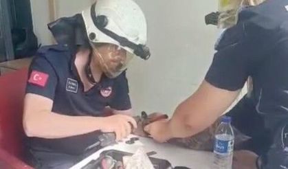Eskişehir'de hastanede ilginç olay: Mahkumun kelepçesi sıkışınca...