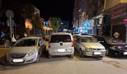 Eskişehir'de park yasağı var, araçlar sıralandı