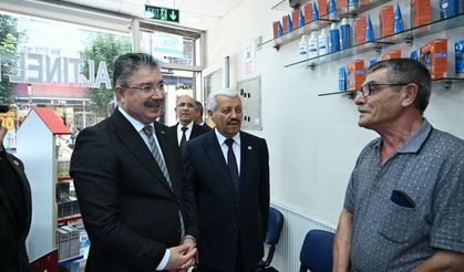 Vali Yılmaz Eskişehir’de esnafla buluştu
