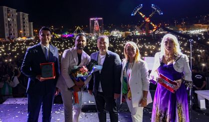 Alişan Bilecik'i coşturdu: 25 bin kişi konser alanına akın etti