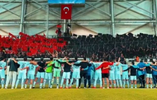 Eskişehirspor İzmir’de parladı: Son nefeste zafer!