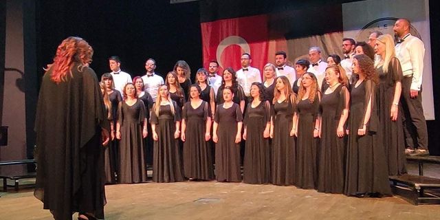 Ödüle doymadılar!