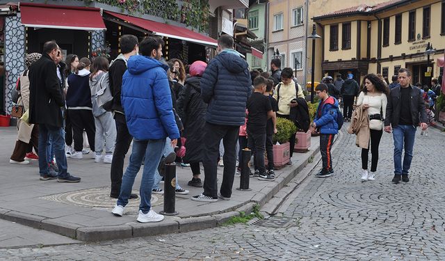 Yerli turistler Eskişehir'e akın etti