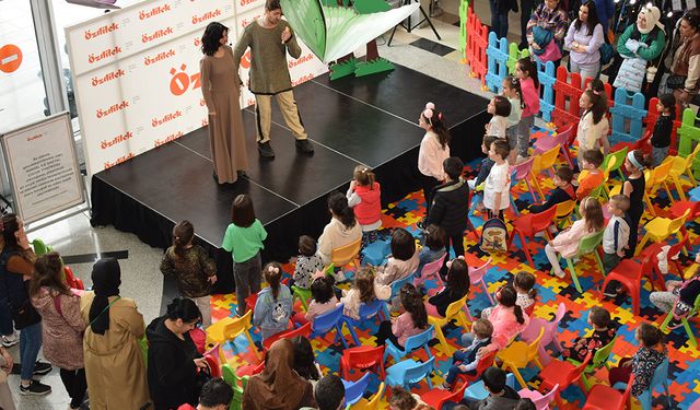 Özdilek Eskişehir’de Hansel ile Gretel Tiyatrosu