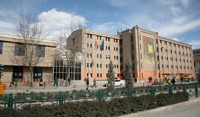 Eskişehir'de bugün başlıyor: O cadde üzerinde park yasak!