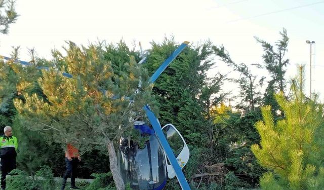 Helikopter ağaçlara takıldı: Düşme anı kamerada!