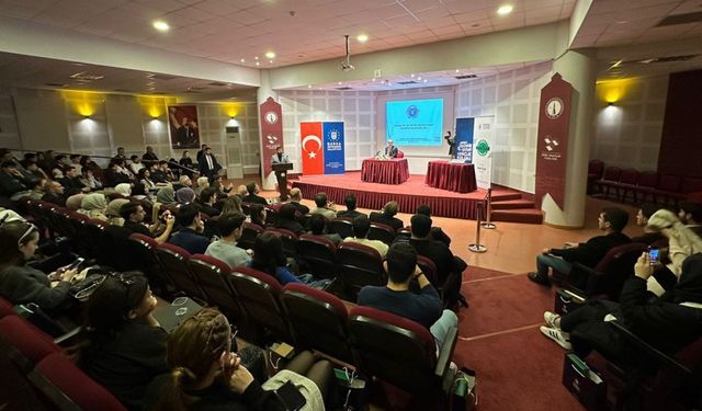 Başkan Aktaş, DPÜ’de Bursalı öğrencilerle buluştu