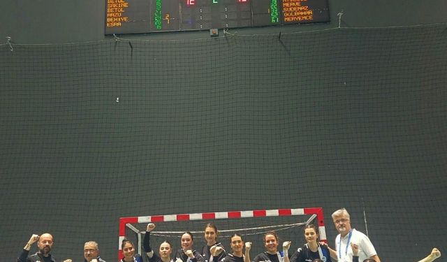 Odunpazarı Gençlik ve Spor Kulübü Kadın Hentbol Takımı finale çıktı