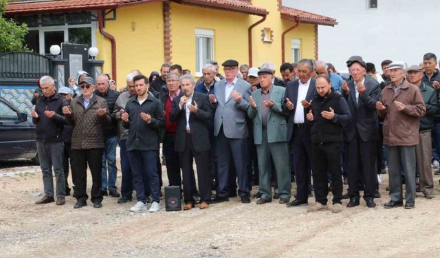 Başkan Kurt, Eskişehir'de yağmur dualarına katıldı