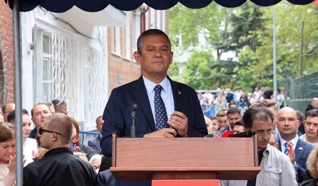 CHP Genel Başkanı Özel: “Barışçıl yürüyüş, protesto ve toplantı hakkımızı kullanalım"