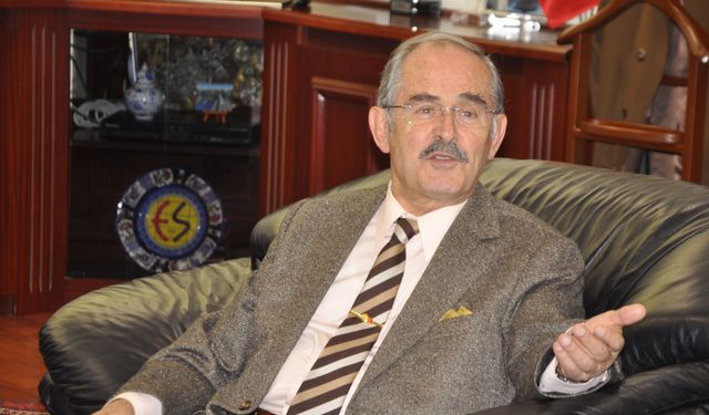"CHP’den istifa etti" iddialarına Yılmaz Büyükerşen’den cevap!