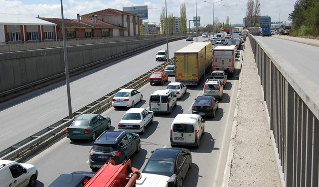 Eskişehir'de her geçen ay araç sayısı artıyor!