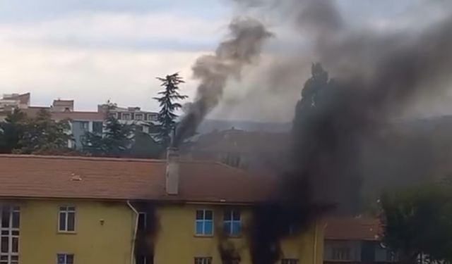 Eskişehir'de boş okuldaki yangın panik yarattı!