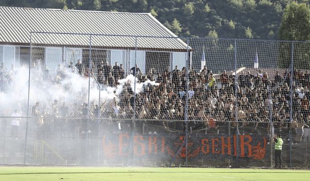 Eskişehirspor taraftarından muhteşem destek!